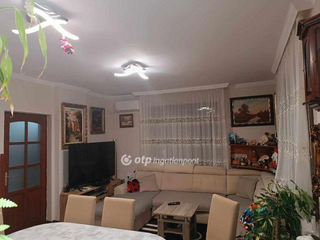 Eladó családi ház, Hajdúnánáson 54 M Ft, 2 szobás