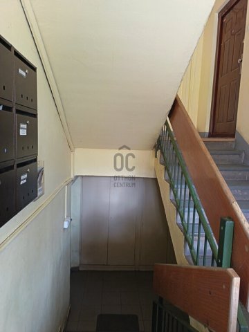 Eladó panellakás, Cegléden 42.9 M Ft, 3 szobás