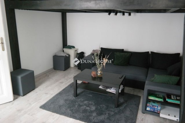 Eladó téglalakás, Budapesten, VII. kerületben 66.9 M Ft