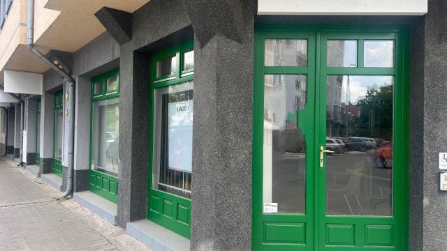 Kiadó iroda, Baján 304 E Ft / hó, 2 szobás