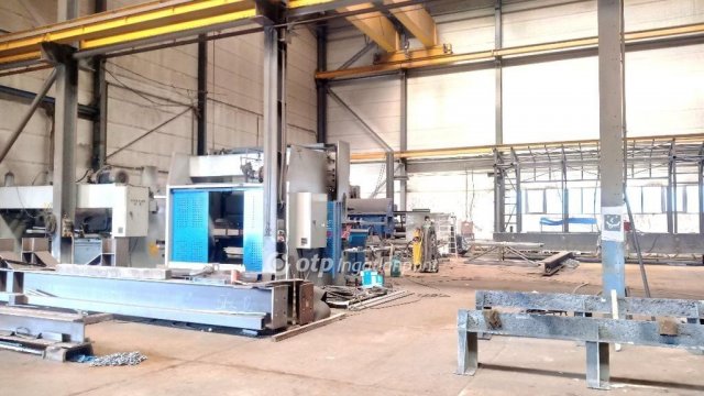 Eladó ipari ingatlan, Dunaújvárosban 1900 M Ft