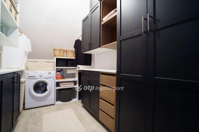 Kiadó családi ház, albérlet, Budapesten, III. kerületben