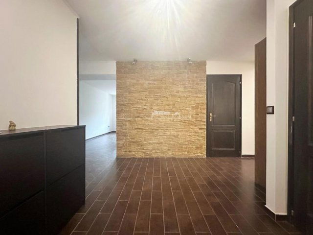 Eladó téglalakás, Szombathelyen 64.9 M Ft, 3 szobás