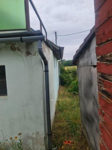 Eladó családi ház, Debrecenben 27 M Ft, 2 szobás