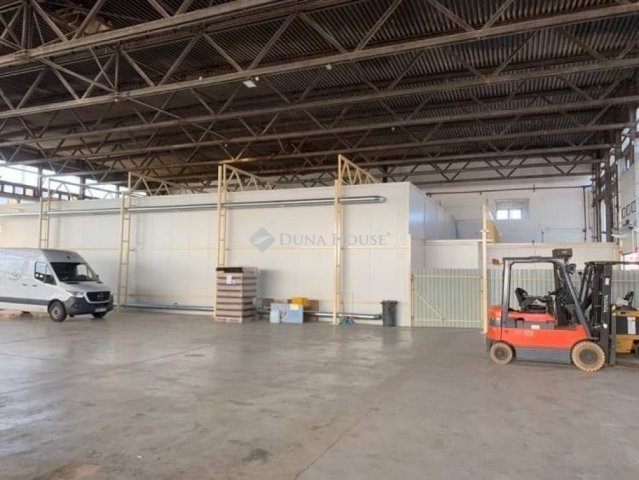 Eladó ipari ingatlan, Hódmezővásárhelyen 210 M Ft