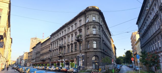 Eladó téglalakás, VIII. kerületben, Népszínház utcában