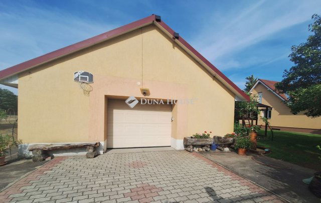 Eladó telek, Kecskeméten 35 M Ft / költözzbe.hu