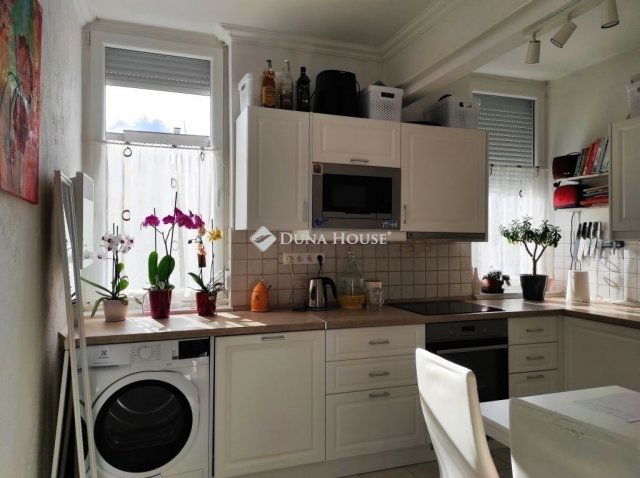 Eladó téglalakás, Budapesten, IV. kerületben 78.5 M Ft, 2 szobás