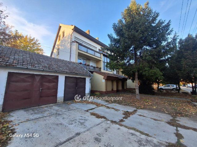 Eladó téglalakás, Gádoroson 18 M Ft, 1+2 szobás