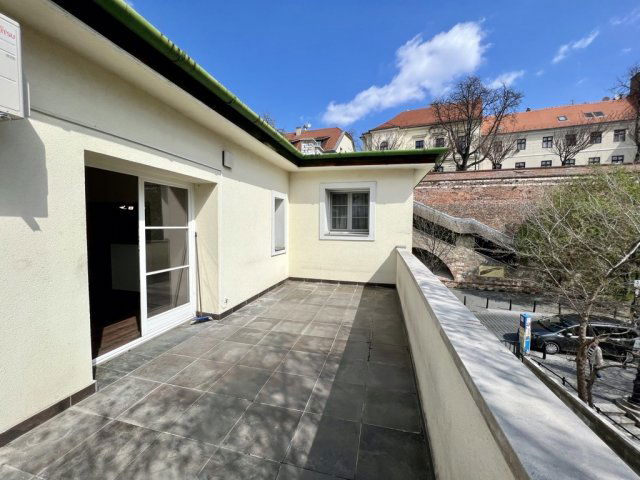 Kiadó téglalakás, albérlet, I. kerületben, Lovas úton