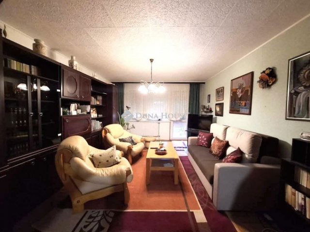 Eladó sorház, Kecskeméten 73 M Ft, 3 szobás