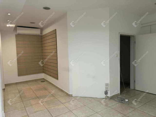 Kiadó üzlethelyiség, Győrött 250 E Ft / hó