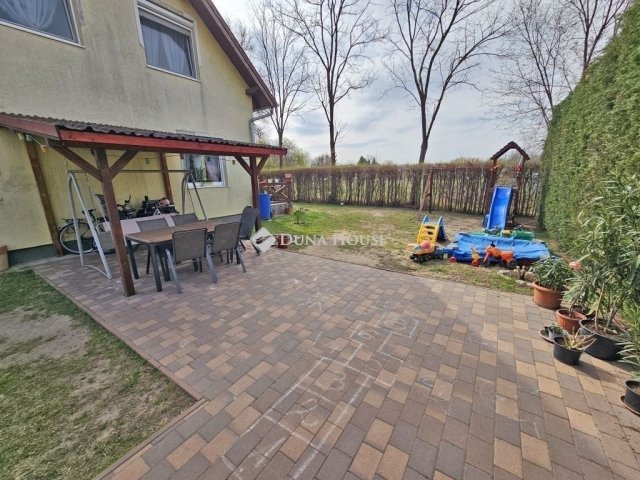 Eladó téglalakás, Üllőn 84.99 M Ft, 3 szobás