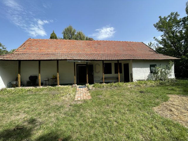 Eladó családi ház, Hatvanban 18.5 M Ft, 2 szobás