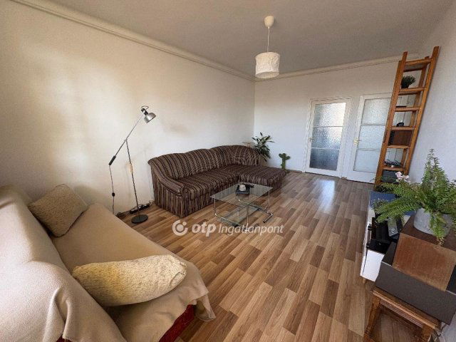 Eladó téglalakás, Kecskeméten 44.45 M Ft, 2 szobás