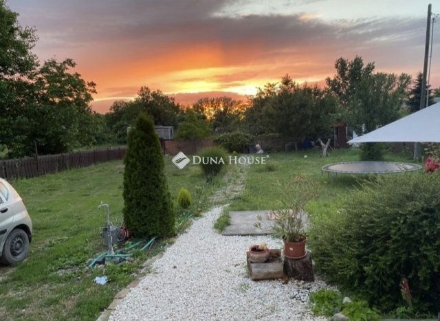 Eladó családi ház, Halásztelken 60 M Ft, 3 szobás