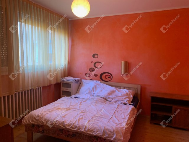 Eladó téglalakás, Szombathelyen 40 M Ft, 2 szobás