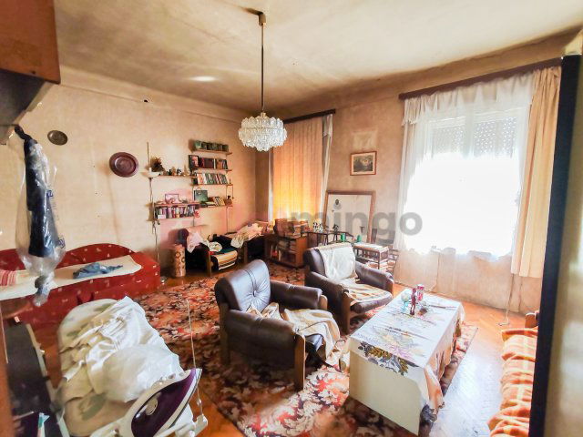 Eladó családi ház, Pécsett 34.99 M Ft, 3+1 szobás