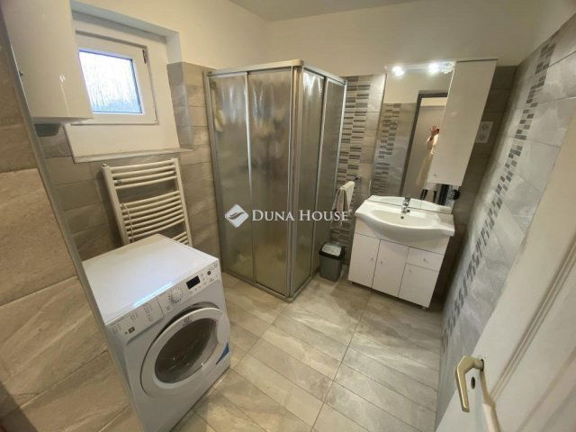 Eladó családi ház, Ladánybenén 49.99 M Ft, 3 szobás