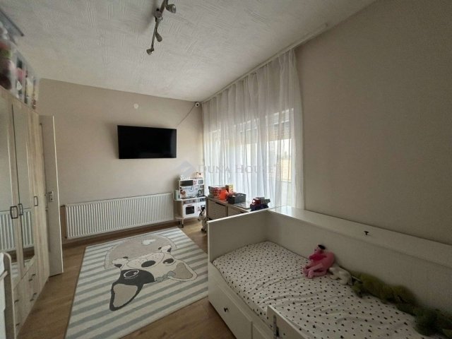 Eladó családi ház, Monoron 110 M Ft, 4 szobás