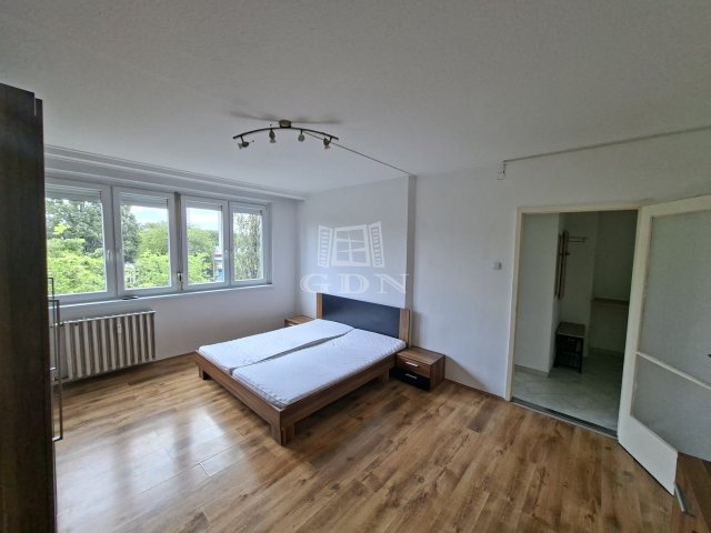Eladó panellakás, Kecskeméten 34.9 M Ft, 1 szobás