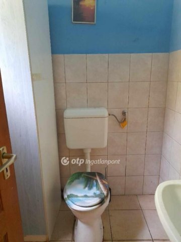 Eladó családi ház, Dabronyon 18 M Ft, 2 szobás