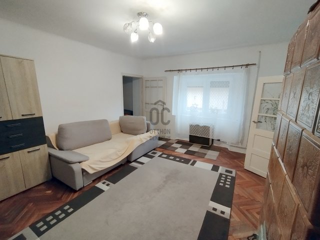 Eladó családi ház, Tiszalökön 36.5 M Ft, 4 szobás