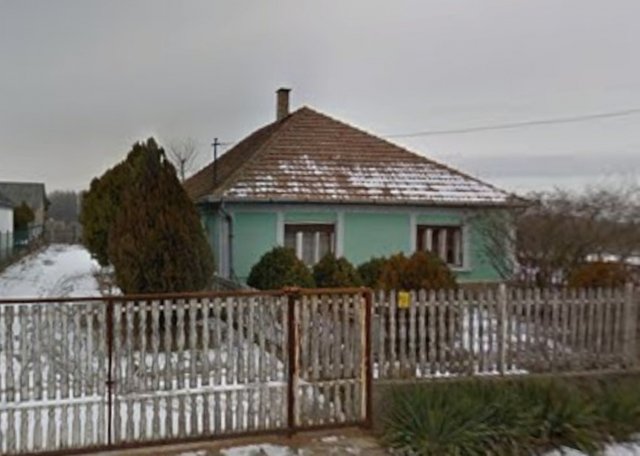 Eladó családi ház, Nyíregyházán 30 M Ft, 2+1 szobás
