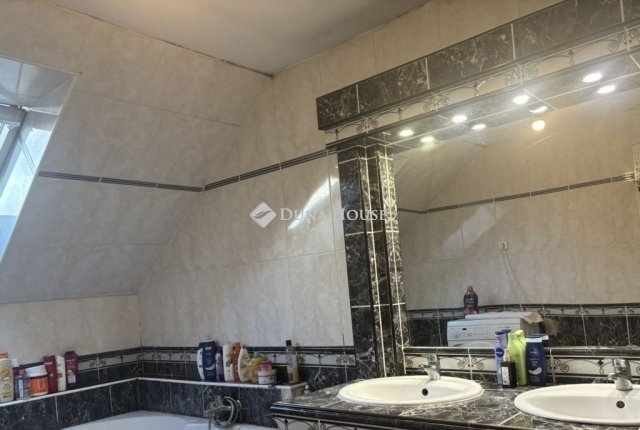 Eladó családi ház, Budapesten, XIX. kerületben 129.9 M Ft