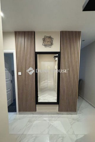 Eladó téglalakás, Budapesten, XXI. kerületben 72 M Ft, 3 szobás