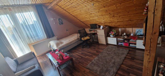 Eladó családi ház, Érden 98.5 M Ft, 5 szobás