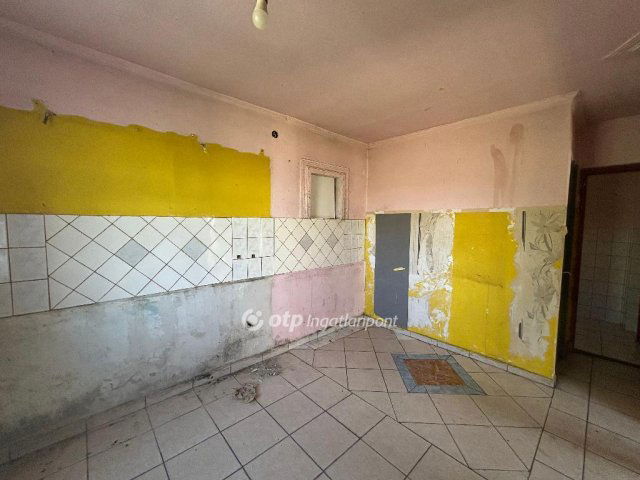 Eladó családi ház, Nyírábrányon 9 M Ft, 1+2 szobás