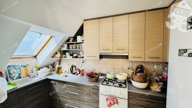 Eladó családi ház, Kecskeméten 94.9 M Ft, 6 szobás