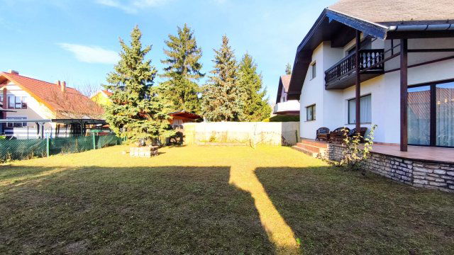 Eladó családi ház, Kőszegen 89.9 M Ft, 5 szobás