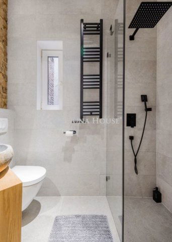 Eladó téglalakás, Budapesten, VII. kerületben, Kazinczy utcában