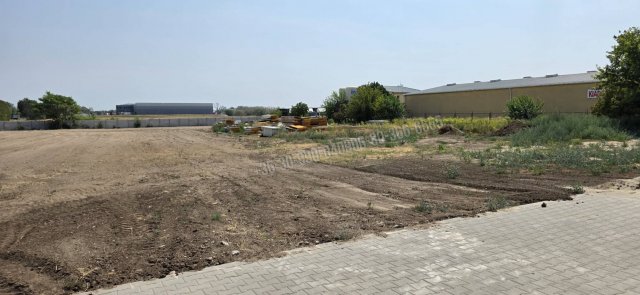 Kiadó telek, Alsónémediben 1500 E Ft / hó / költözzbe.hu