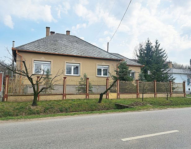 Eladó családi ház, Kéken 85.5 M Ft, 3+1 szobás