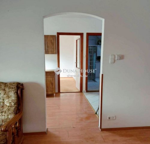 Eladó családi ház, Balatonfüreden 140 M Ft, 8 szobás