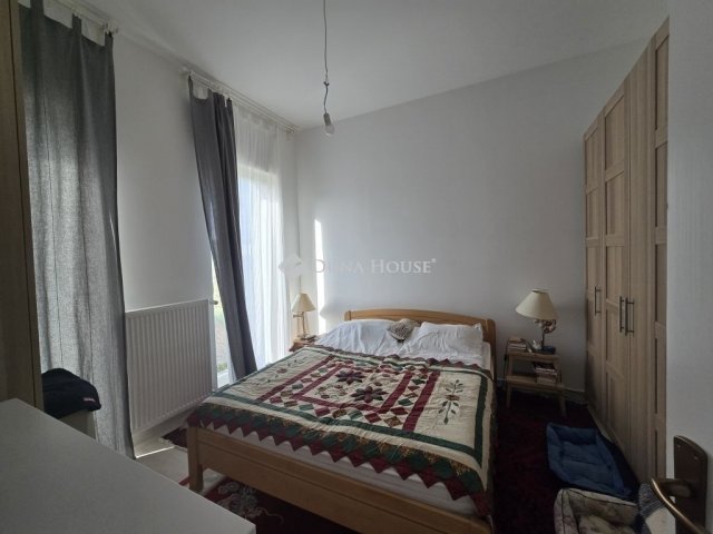 Eladó családi ház, Budajenőn 360 M Ft, 5 szobás