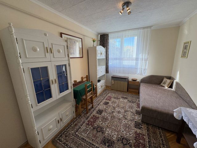 Kiadó téglalakás, albérlet, Kaposváron 100 E Ft / hó, 1 szobás
