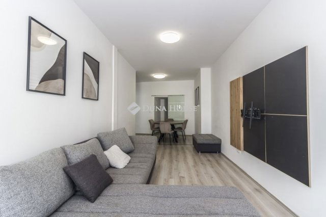 Eladó téglalakás, Szombathelyen 71.9 M Ft, 3 szobás