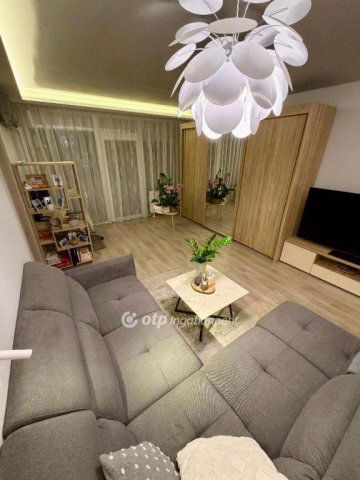 Eladó panellakás, Budapesten, XI. kerületben 92 M Ft, 1+2 szobás