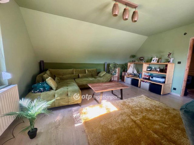 Eladó téglalakás, Érden 79.9 M Ft, 2+1 szobás