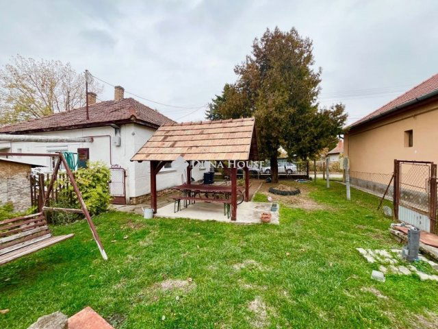 Eladó családi ház, Gárdonyban 64.9 M Ft, 2 szobás