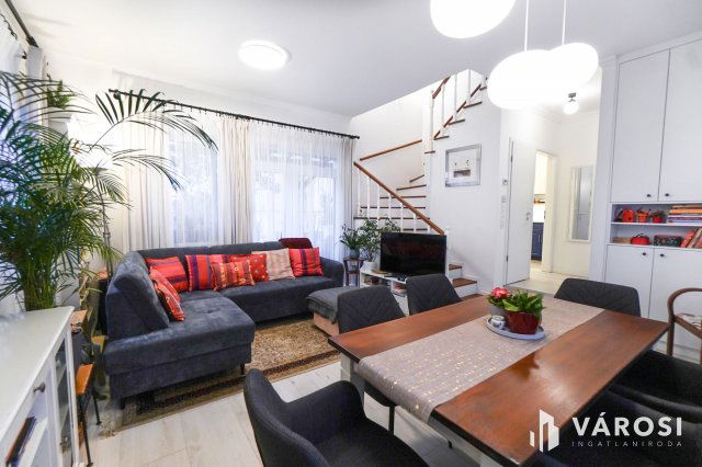 Eladó ikerház, Pomázon 139 M Ft, 3 szobás / költözzbe.hu