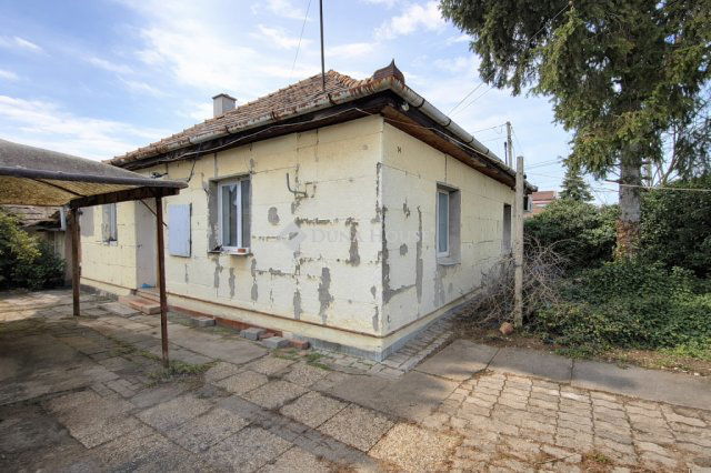 Eladó családi ház, Kerepesen, Mogyoródi úton 68.7 M Ft