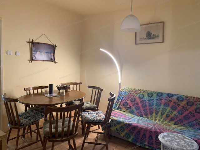 Eladó téglalakás, Siófokon 50 M Ft, 3 szobás