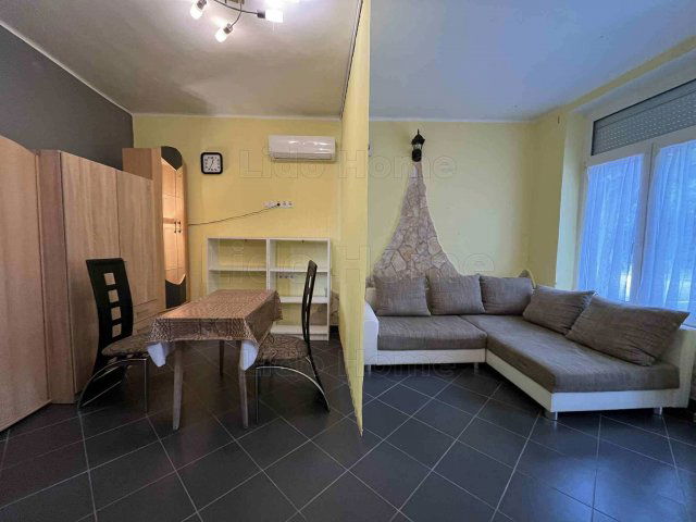 Eladó nyaraló, Balatonszemesen 38.9 M Ft, 1 szobás