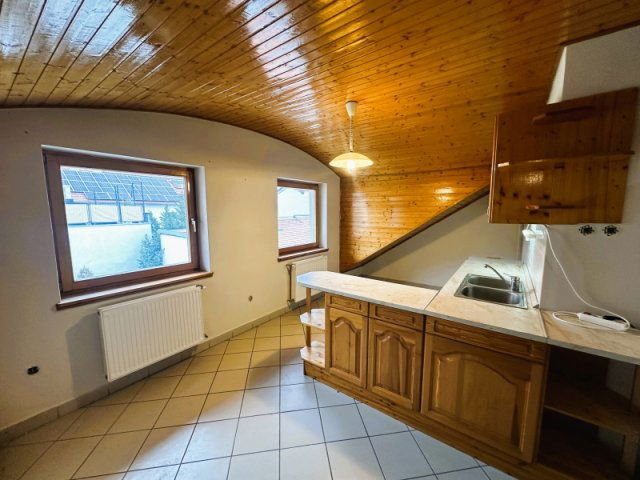 Eladó téglalakás, Pécsett 76.99 M Ft, 3 szobás