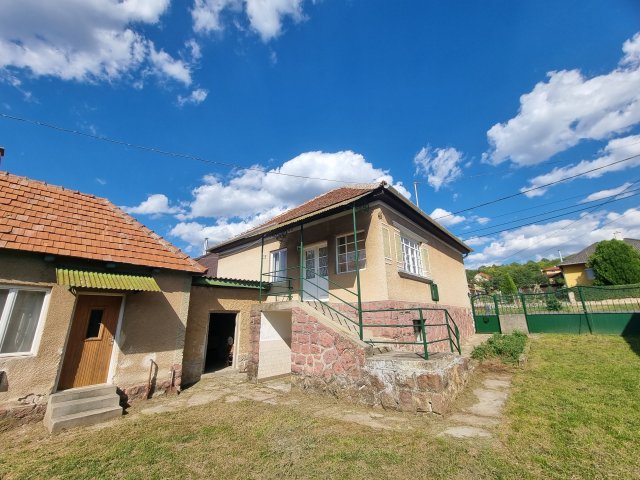 Eladó családi ház, Harsányban, Kossuth Lajos utcában 27.9 M Ft